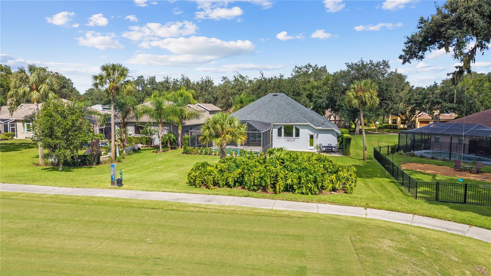 5924 CHERRY OAK DR