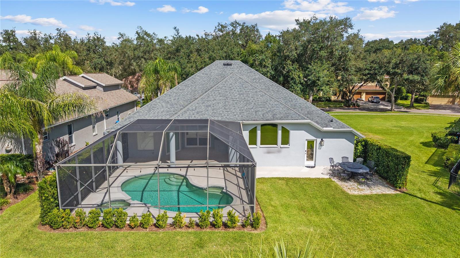5924 CHERRY OAK DR