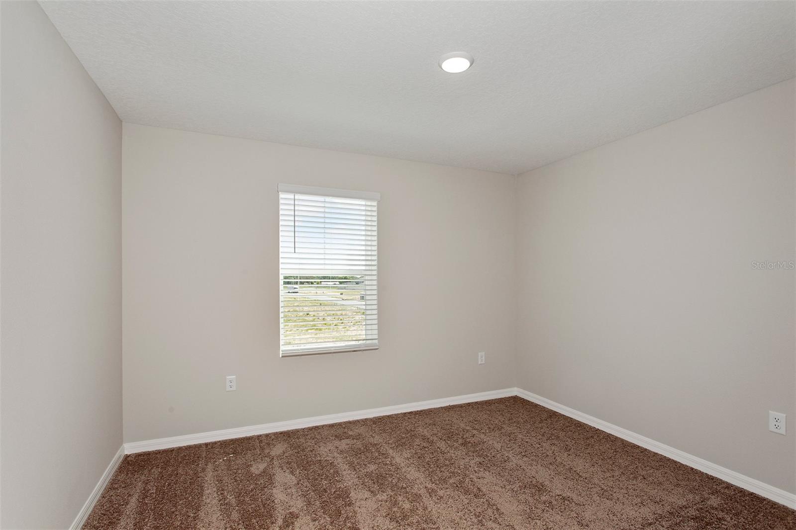 36675 THORNHEDGE DR