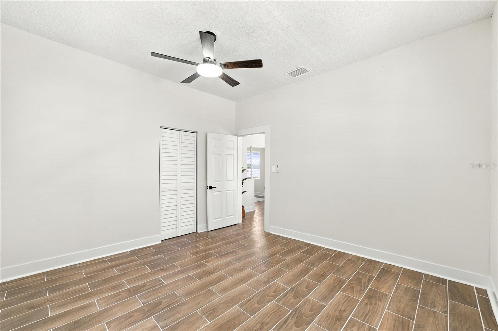 2217 CORRINE ST