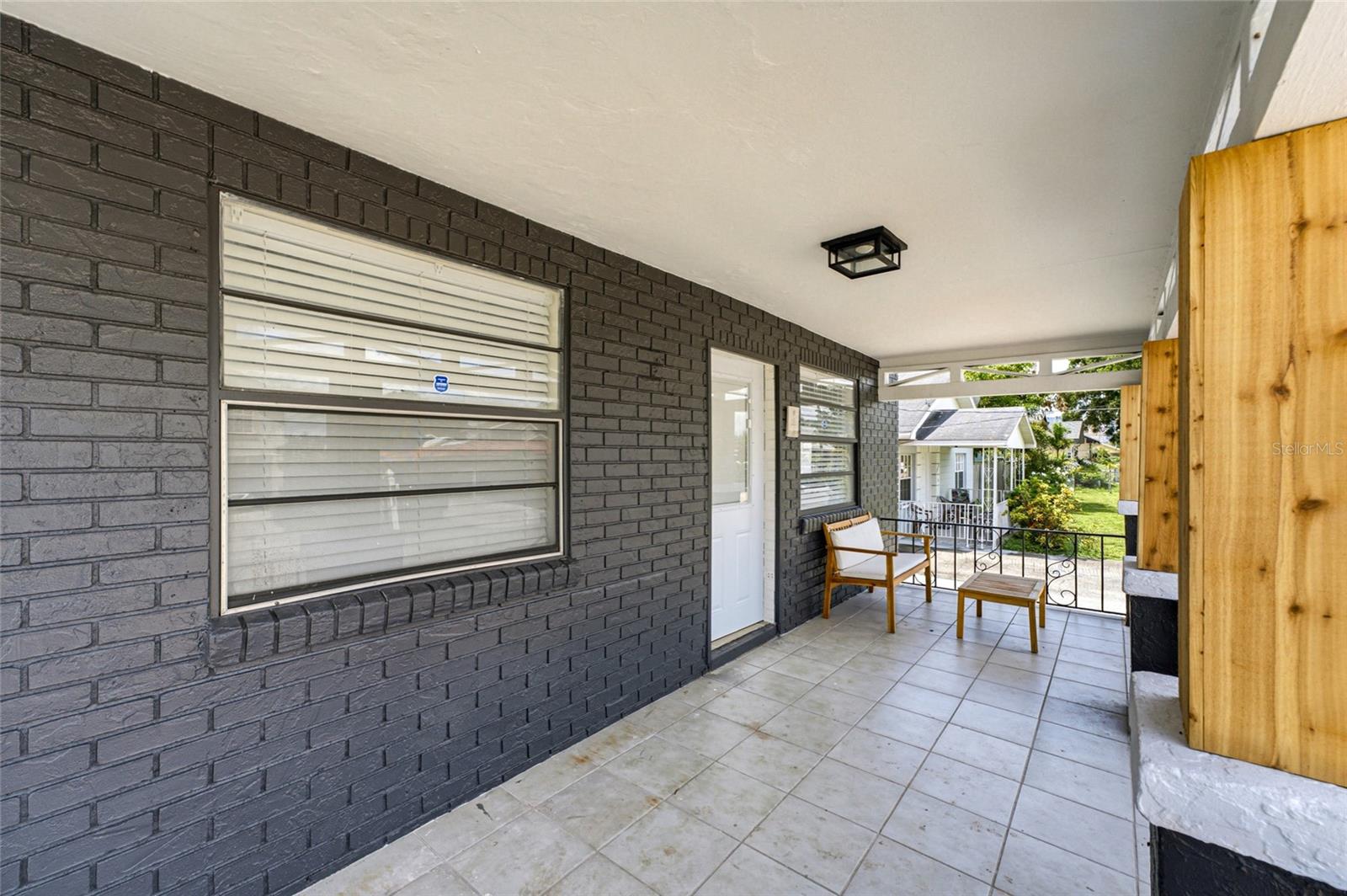 2217 CORRINE ST