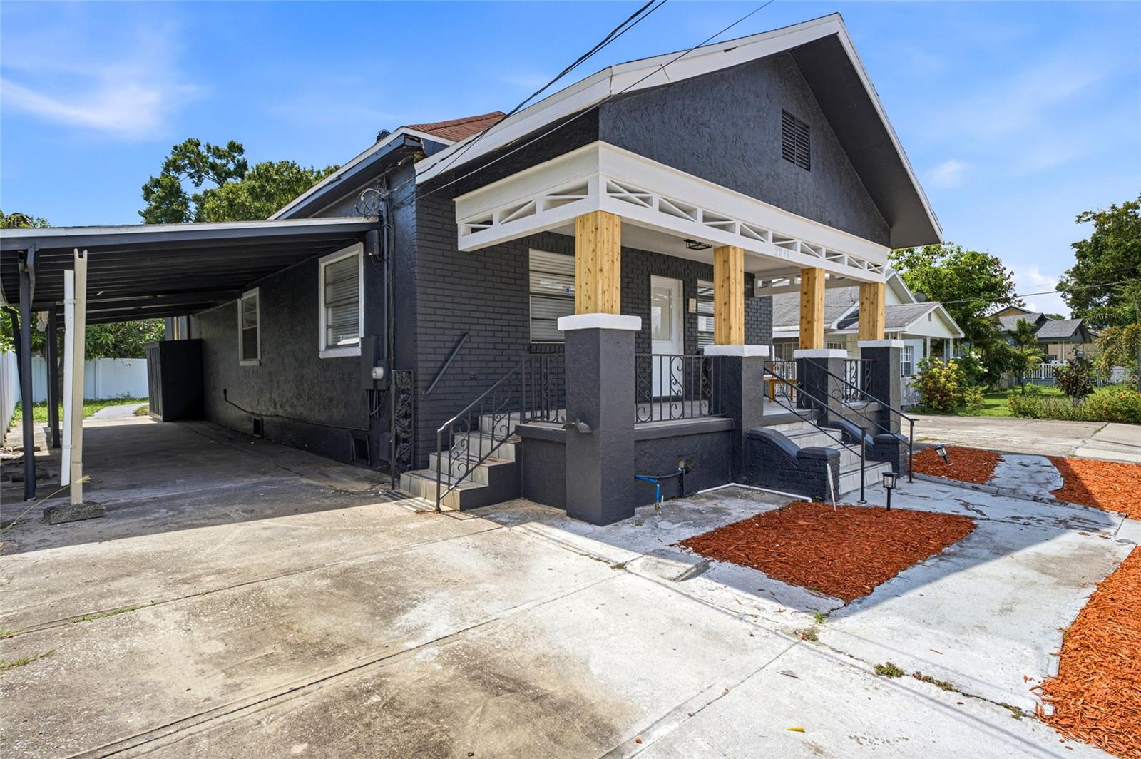 2217 CORRINE ST