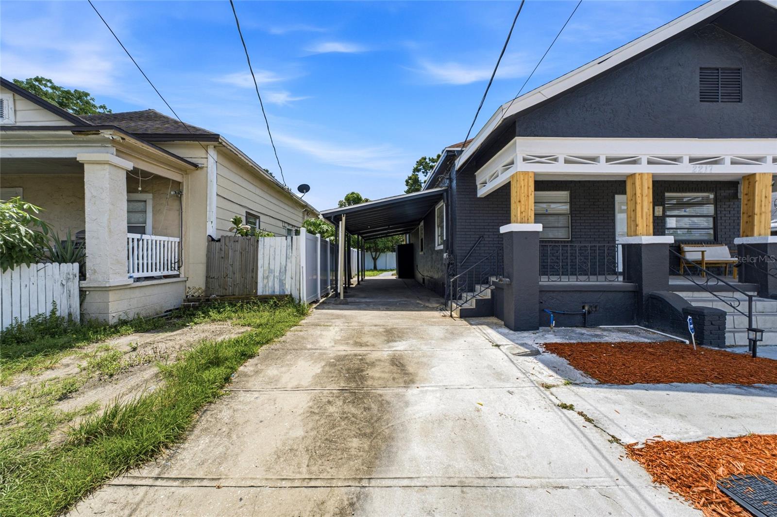 2217 CORRINE ST
