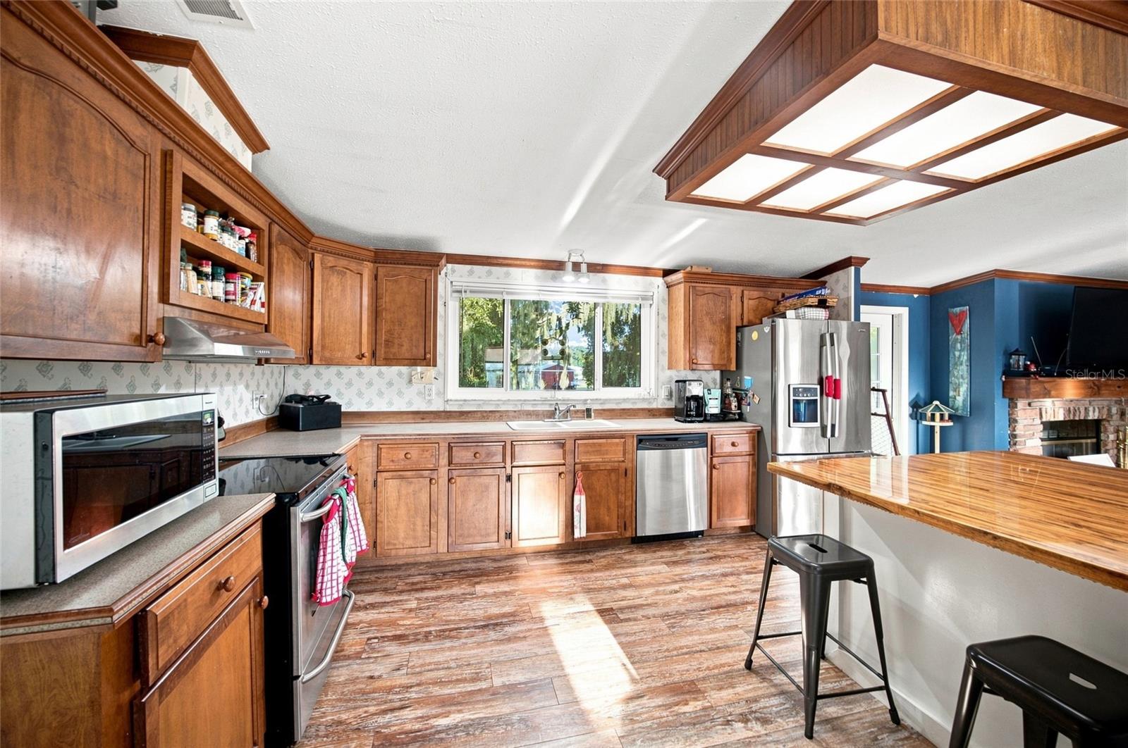 3102 PORTER RD