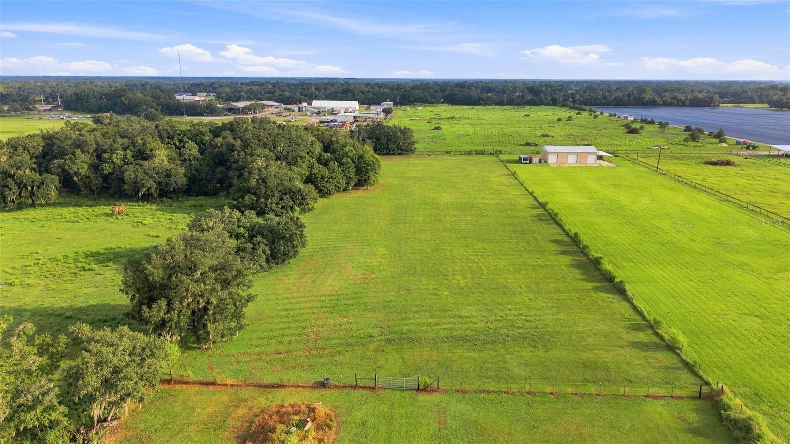 3102 PORTER RD