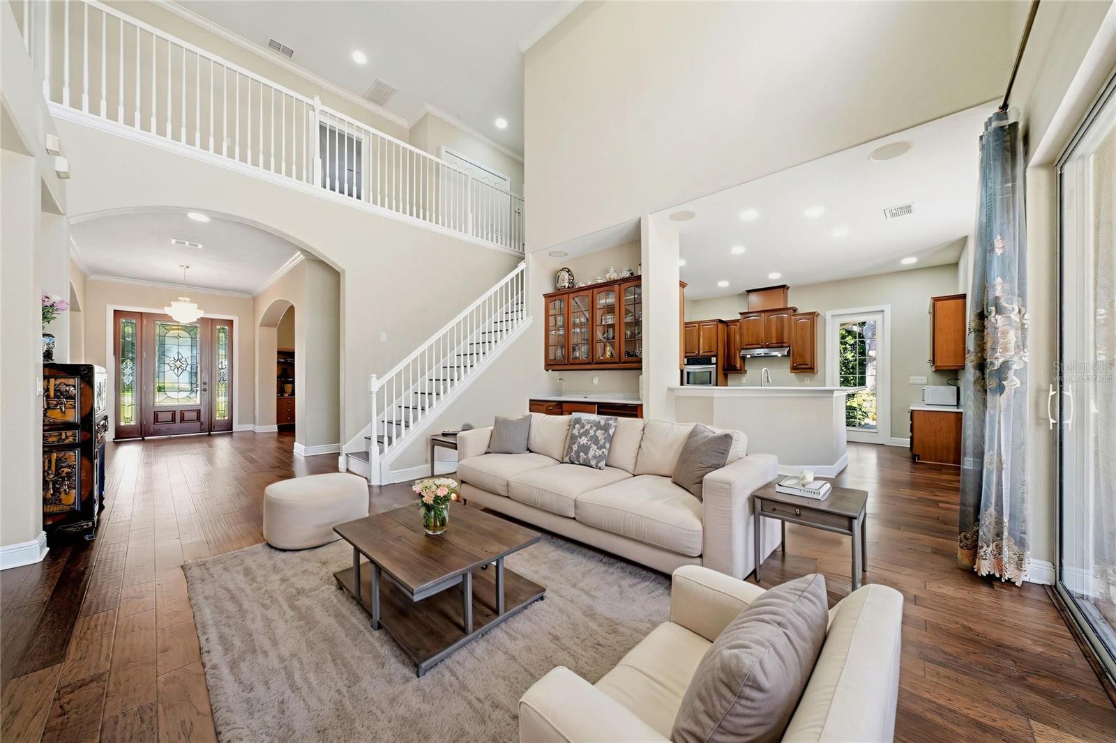 9244 RHEA DR