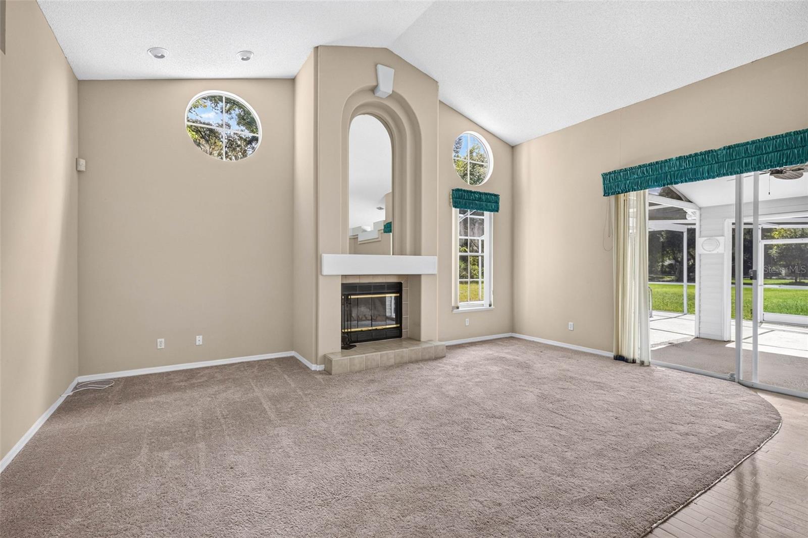 3318 SILVERPOND DR