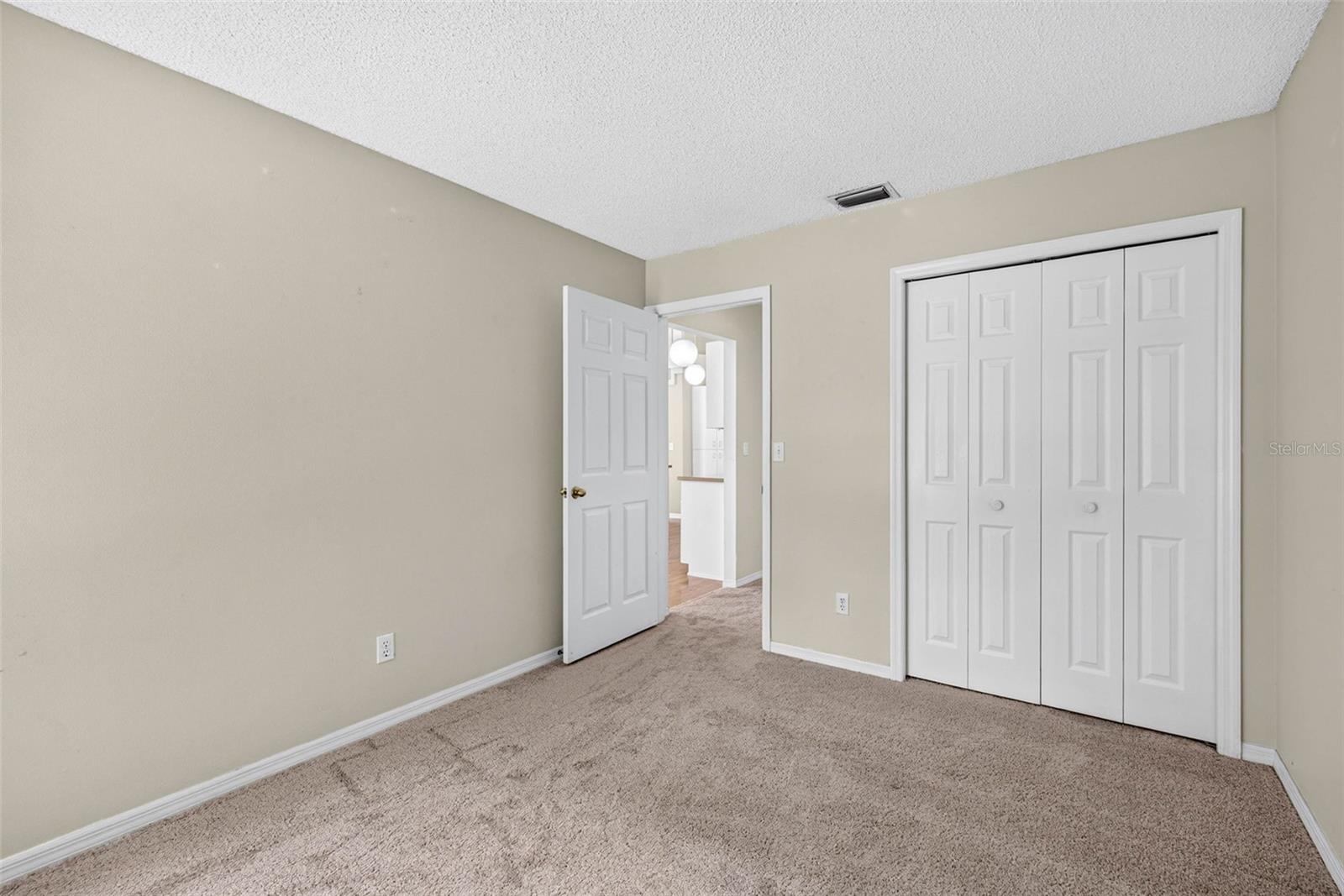 3318 SILVERPOND DR