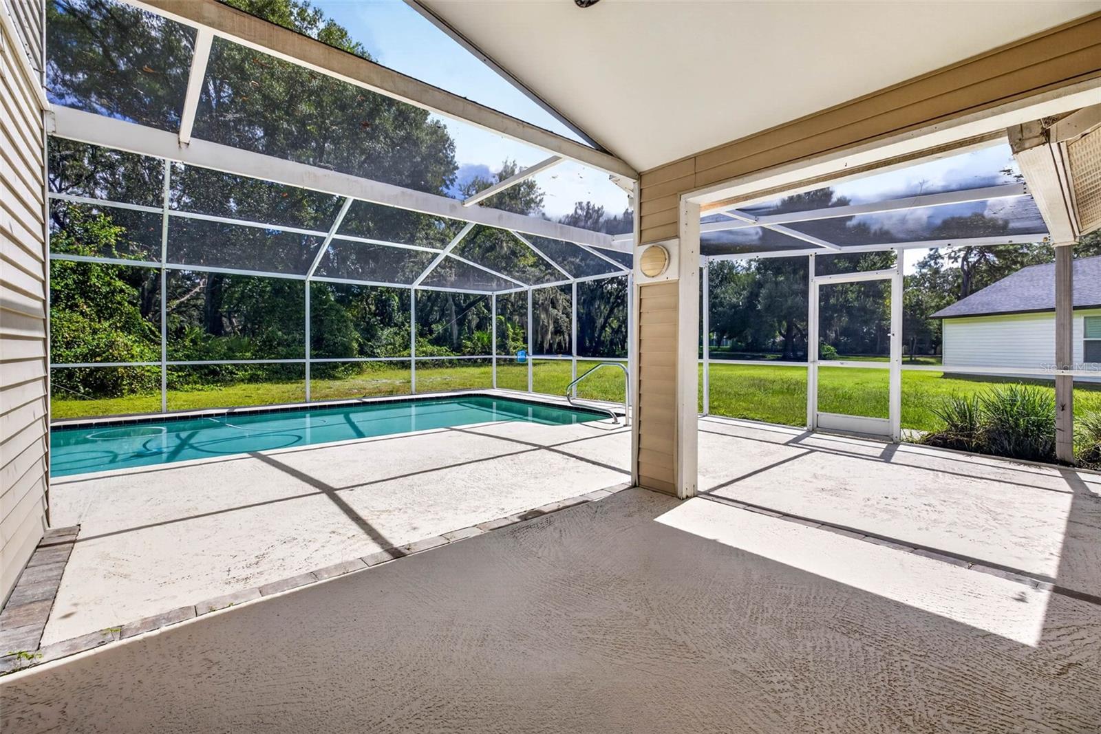 3318 SILVERPOND DR