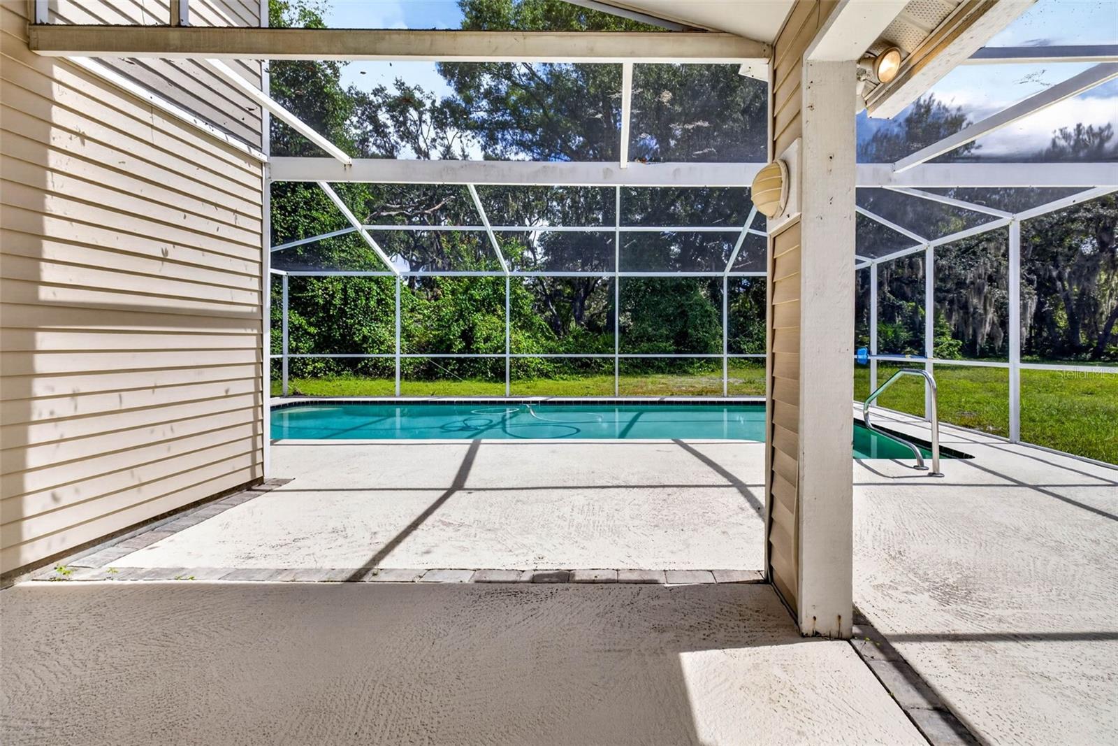 3318 SILVERPOND DR