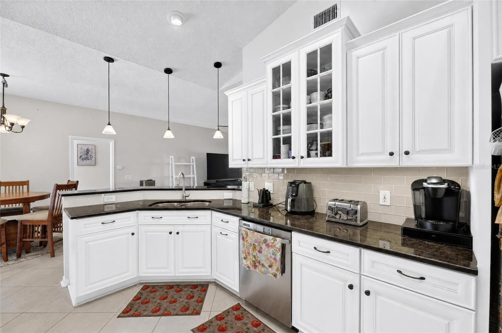 22240 WILLOW LAKES DR