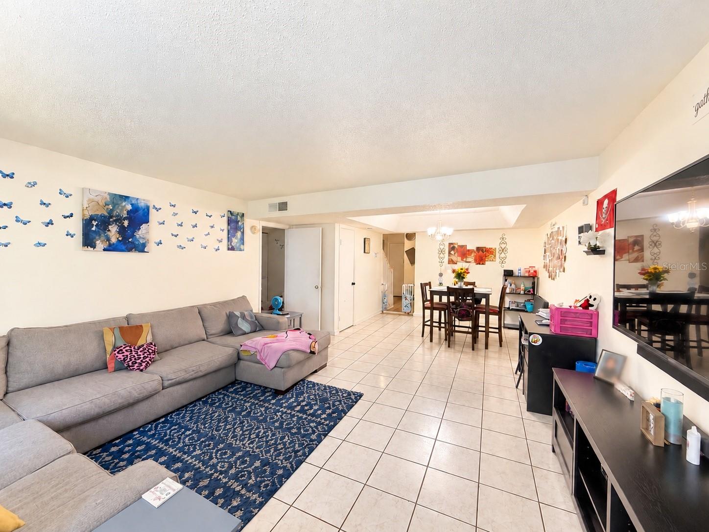 7535 ABONADO RD #B