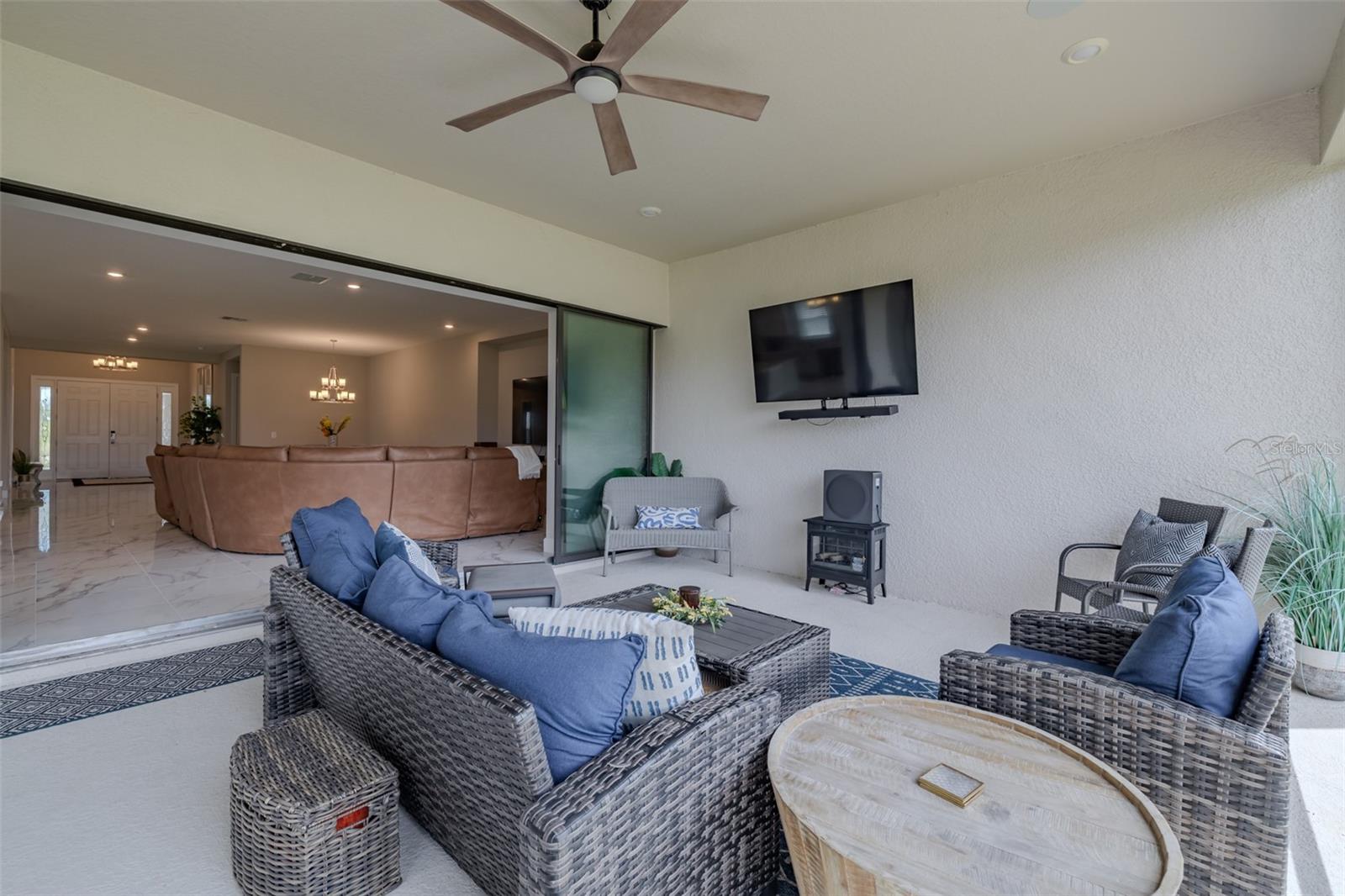 4727 FRECCIA LOOP