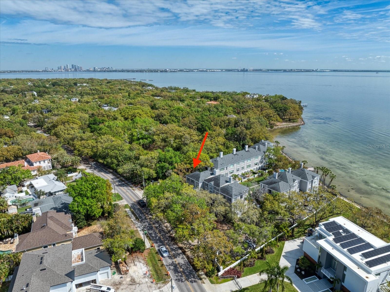 6212 BAYSHORE BLVD #F