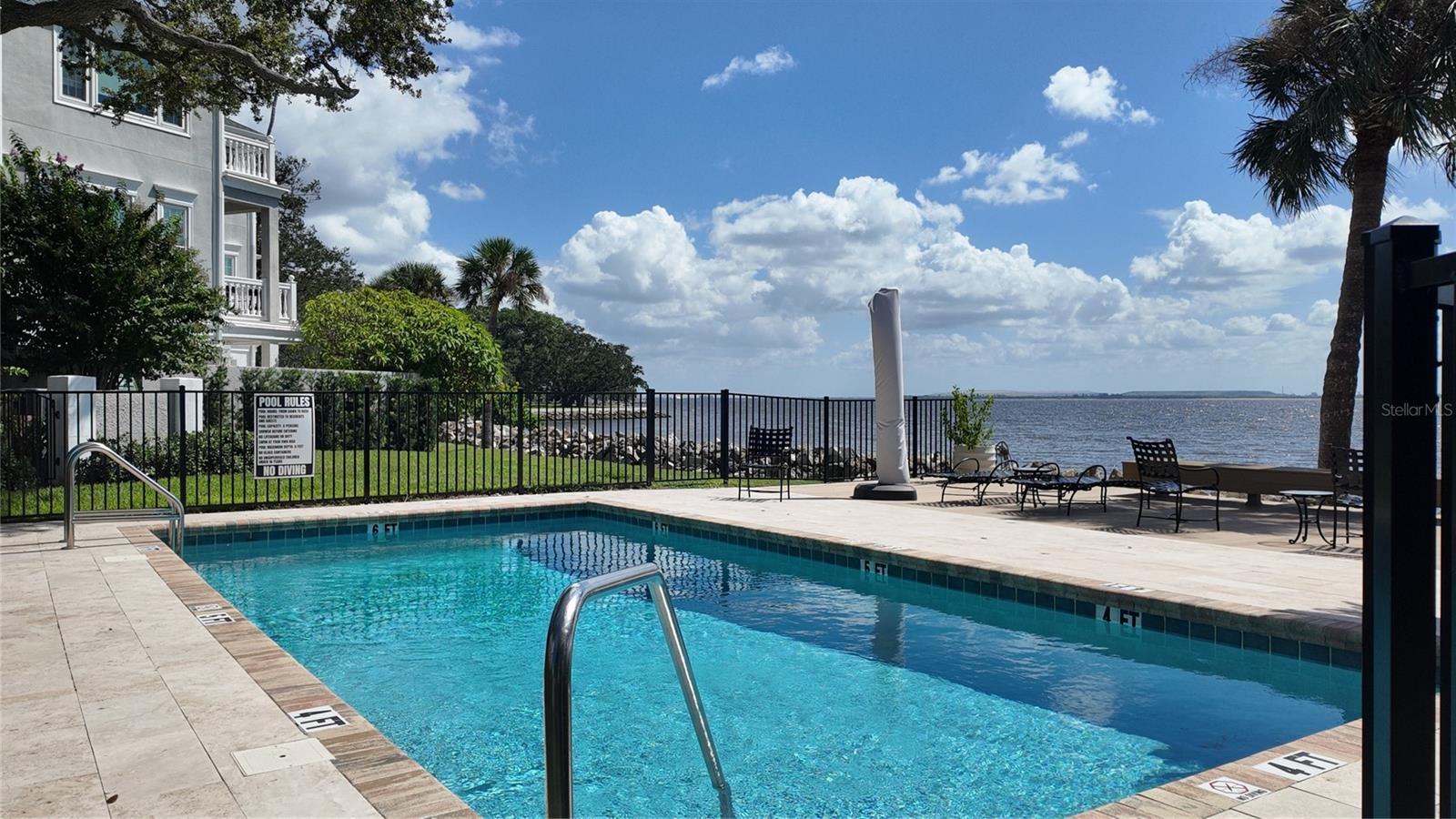 6212 BAYSHORE BLVD #F