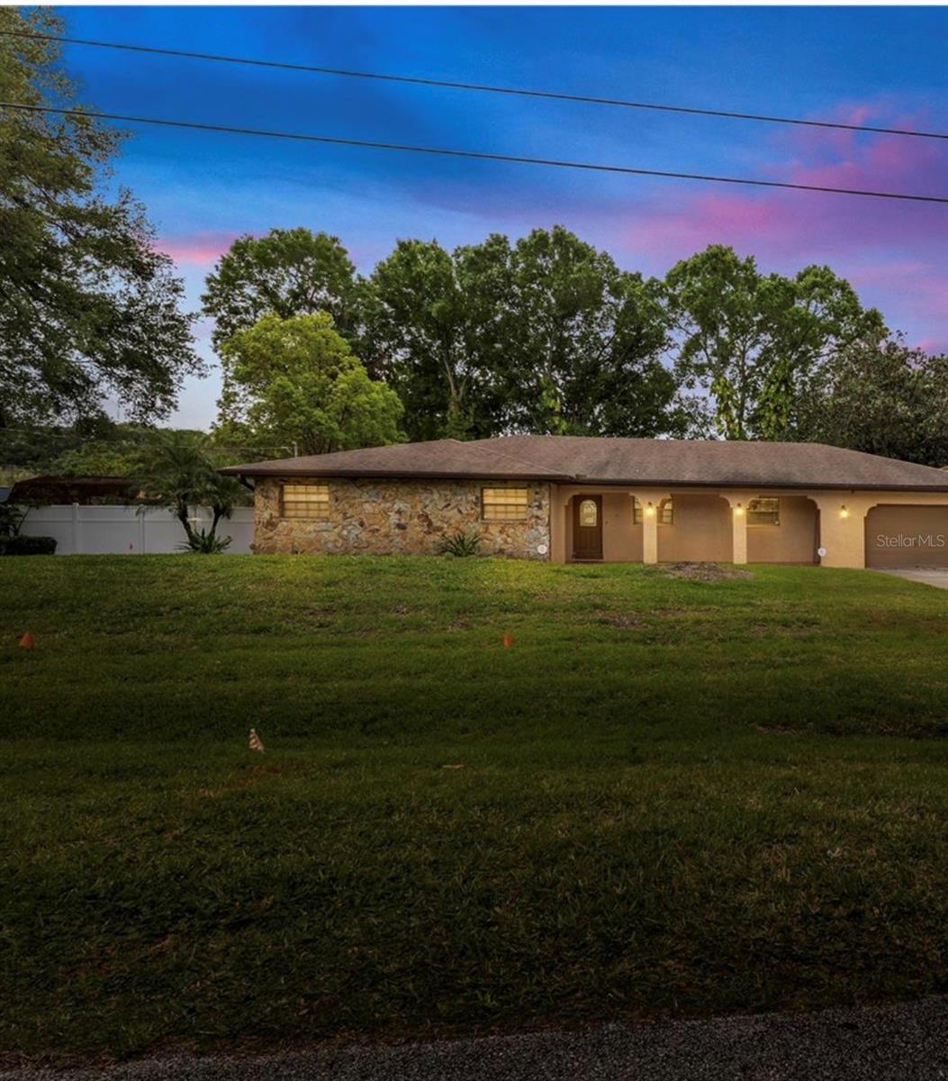 8210 WESTRIDGE DR