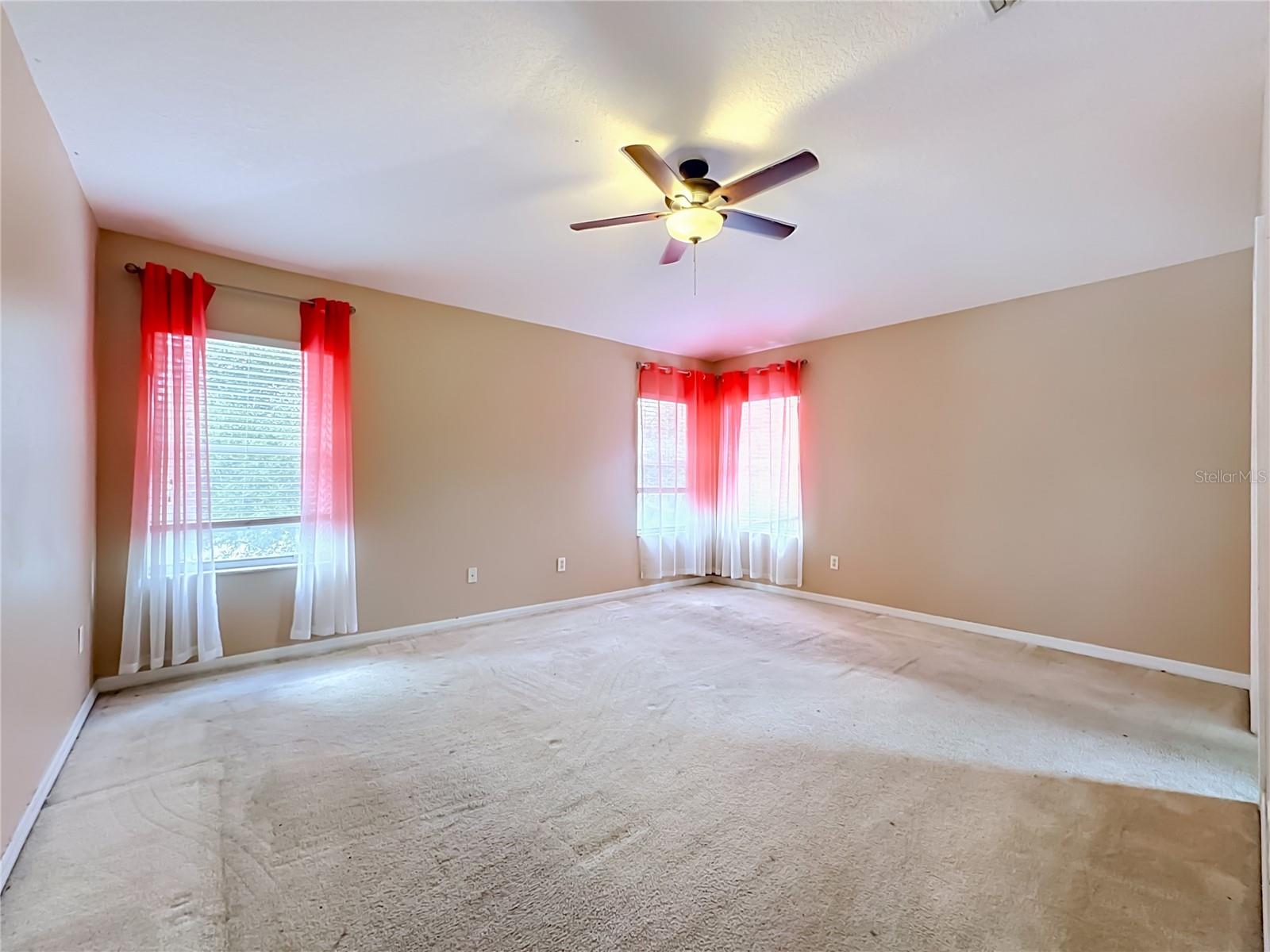 7931 CARRIAGE POINTE DR