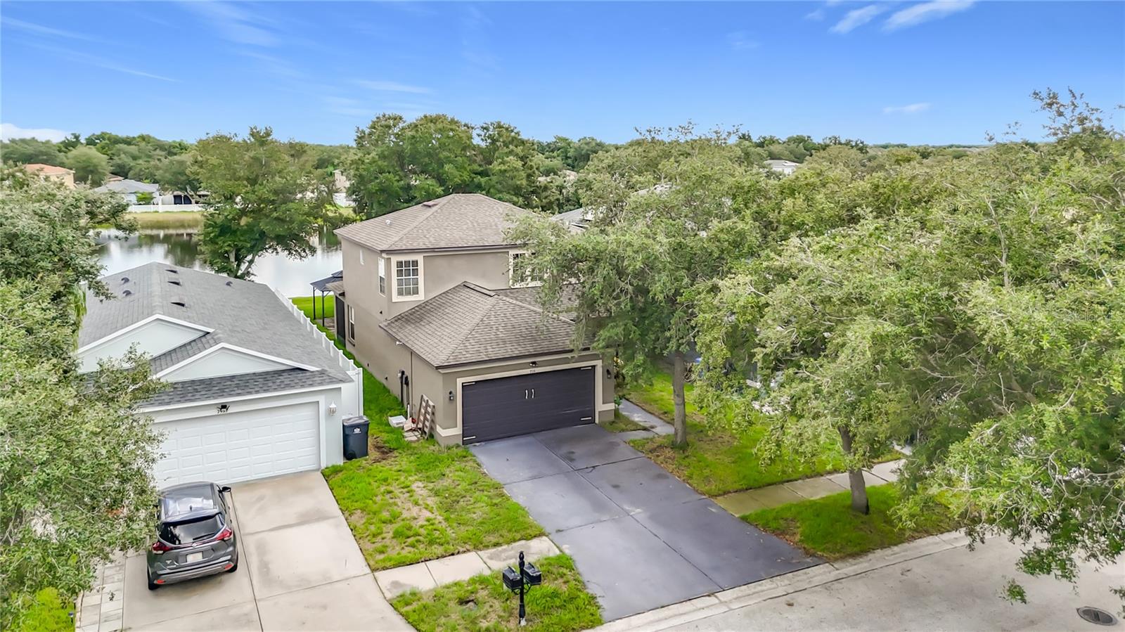 7931 CARRIAGE POINTE DR