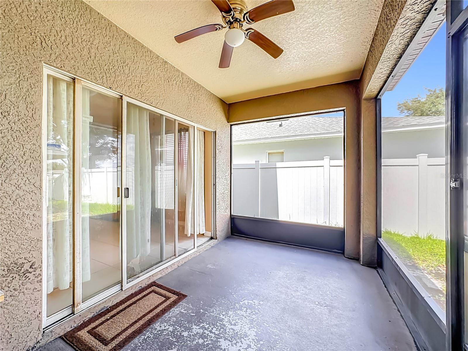 7931 CARRIAGE POINTE DR