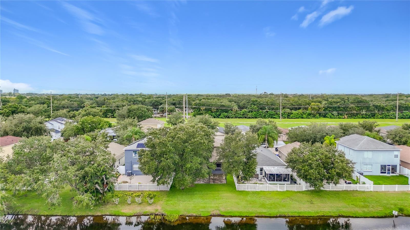 7931 CARRIAGE POINTE DR