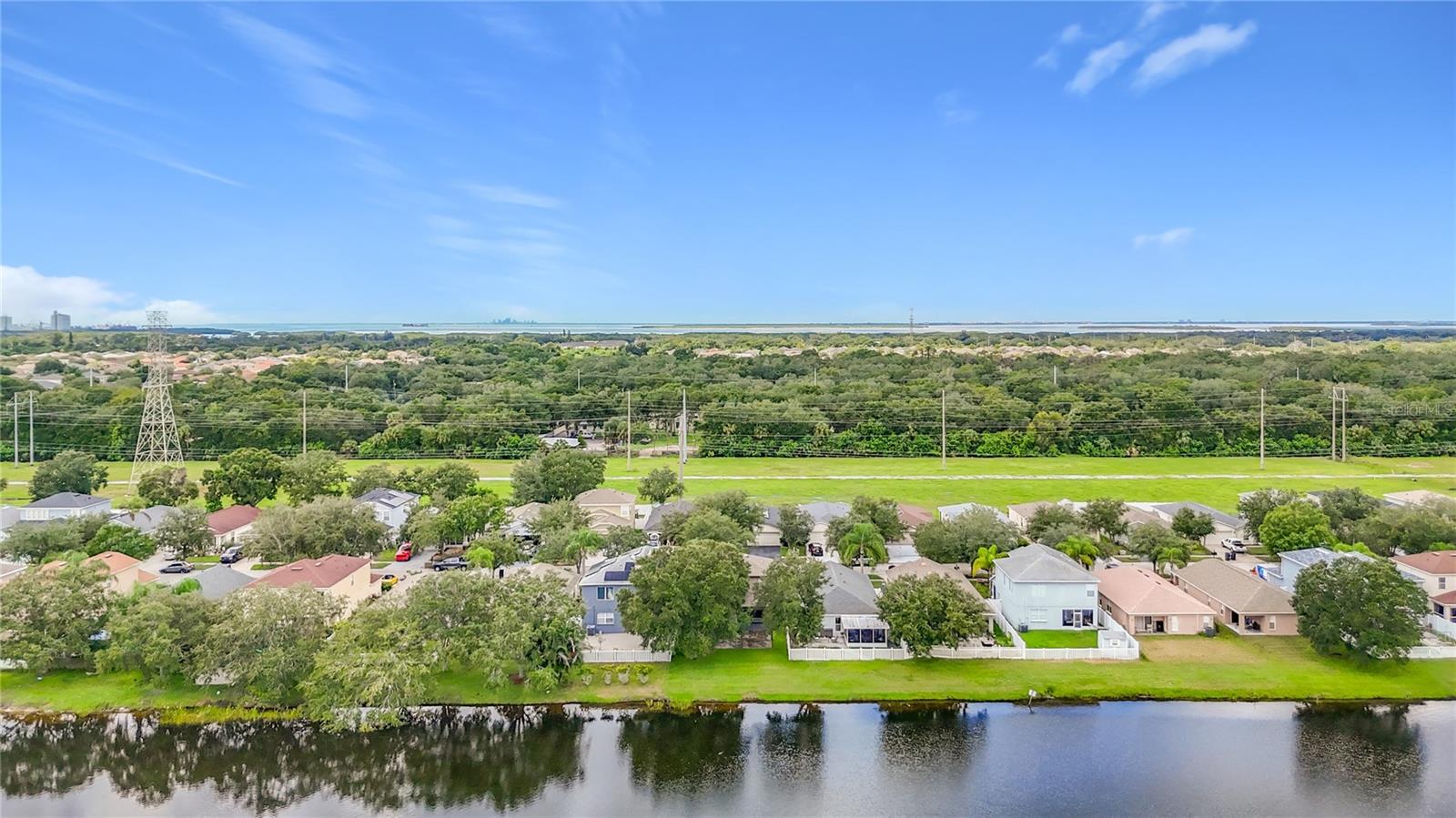 7931 CARRIAGE POINTE DR