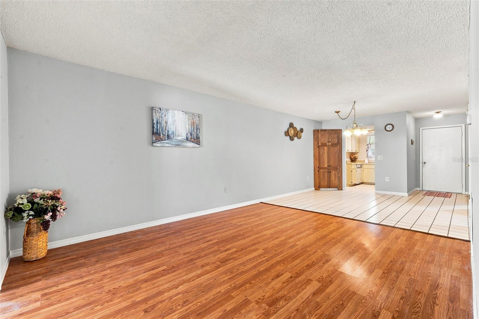 4113 PASSPORT LN #102