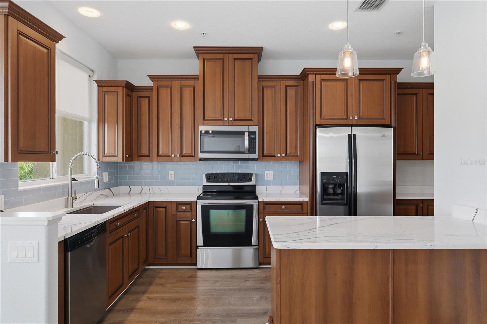 8703 SUNRISE JIB WAY