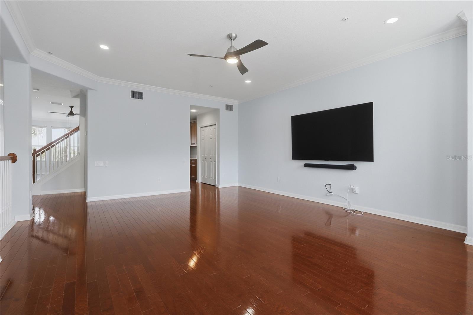 8703 SUNRISE JIB WAY