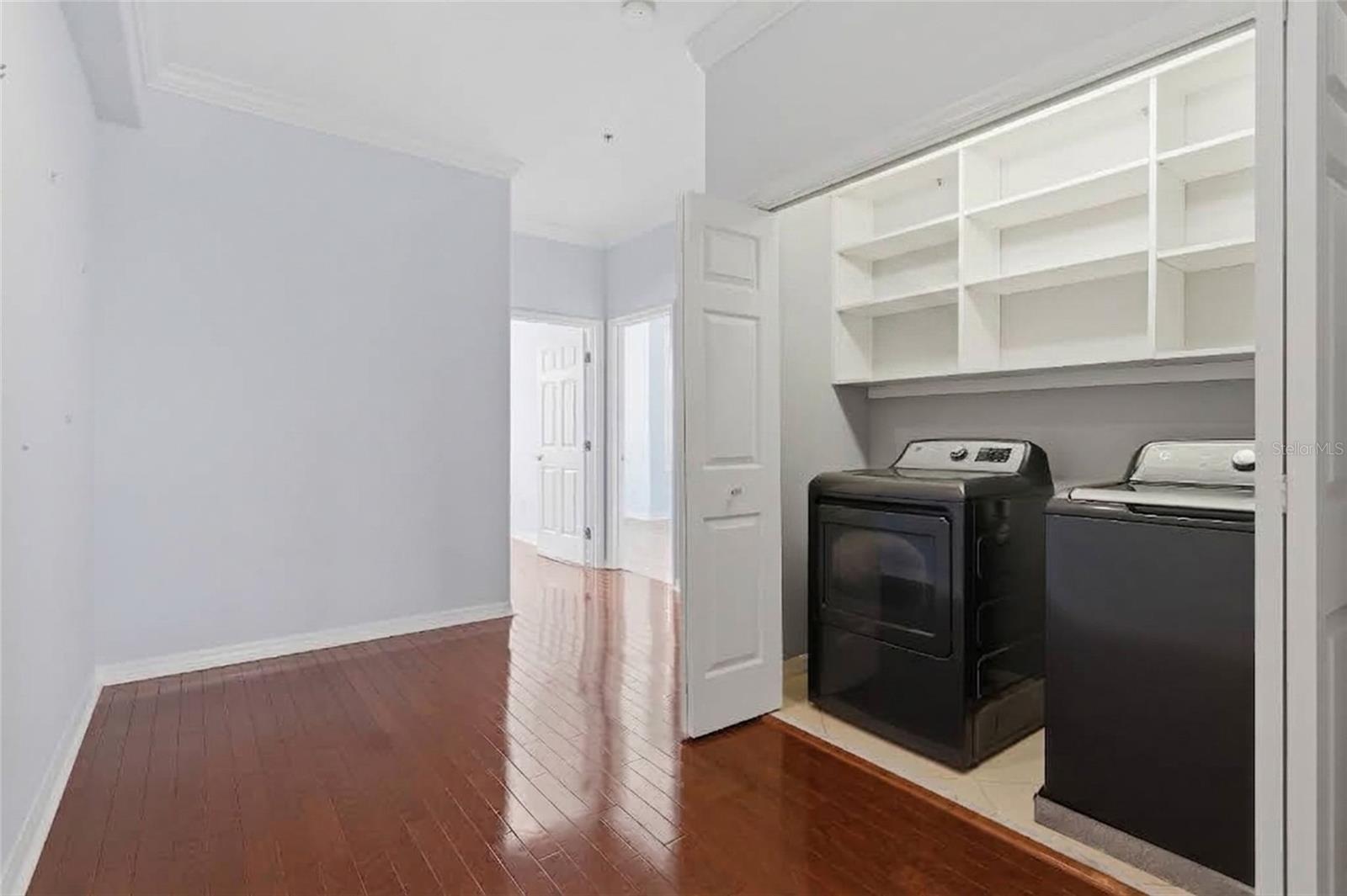 8703 SUNRISE JIB WAY