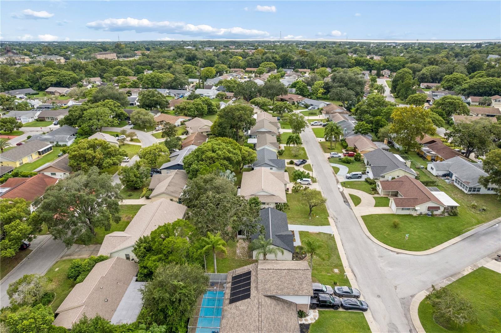 12220 MEADOWBROOK LN