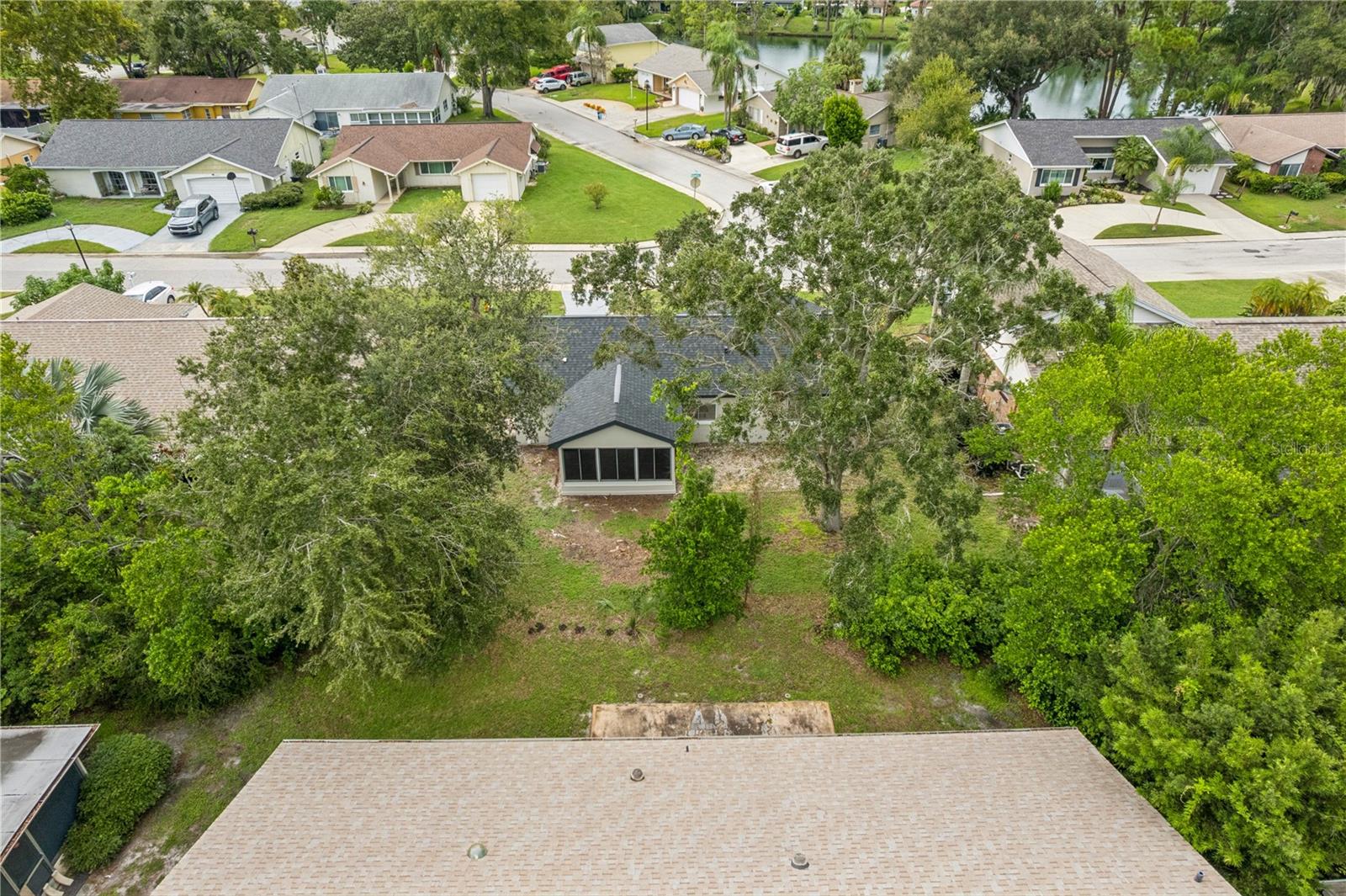 12220 MEADOWBROOK LN