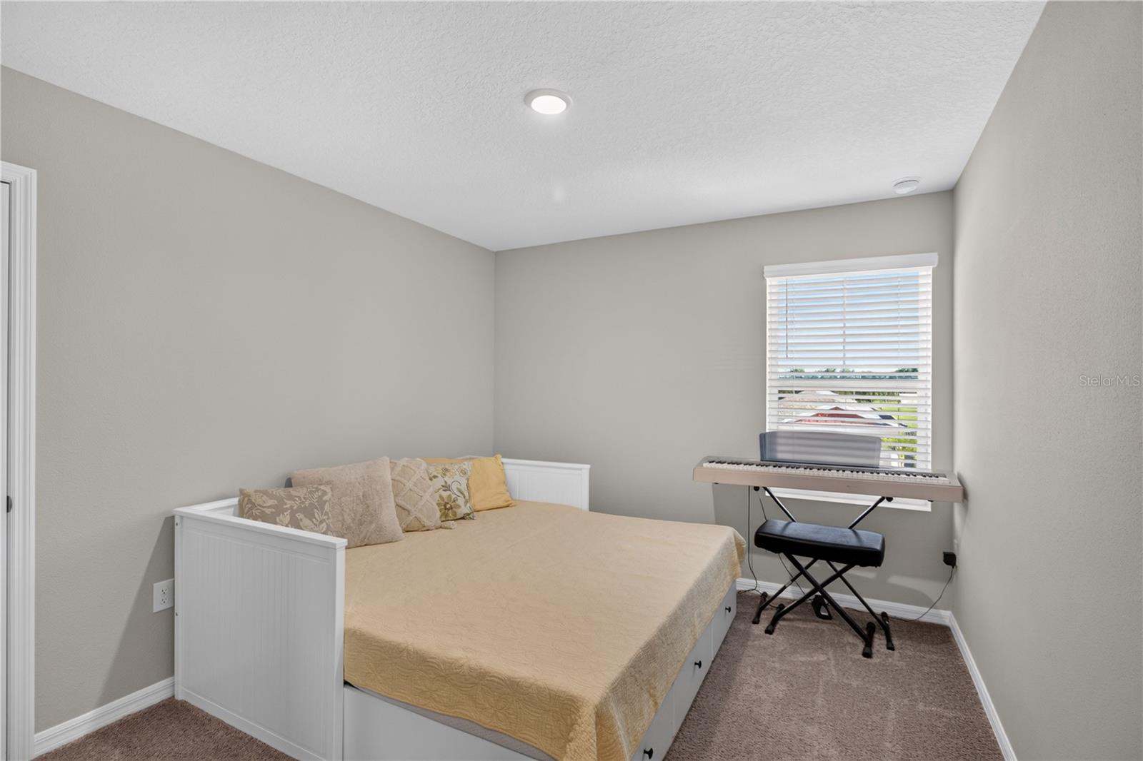 7860 PEACE LILY AVE