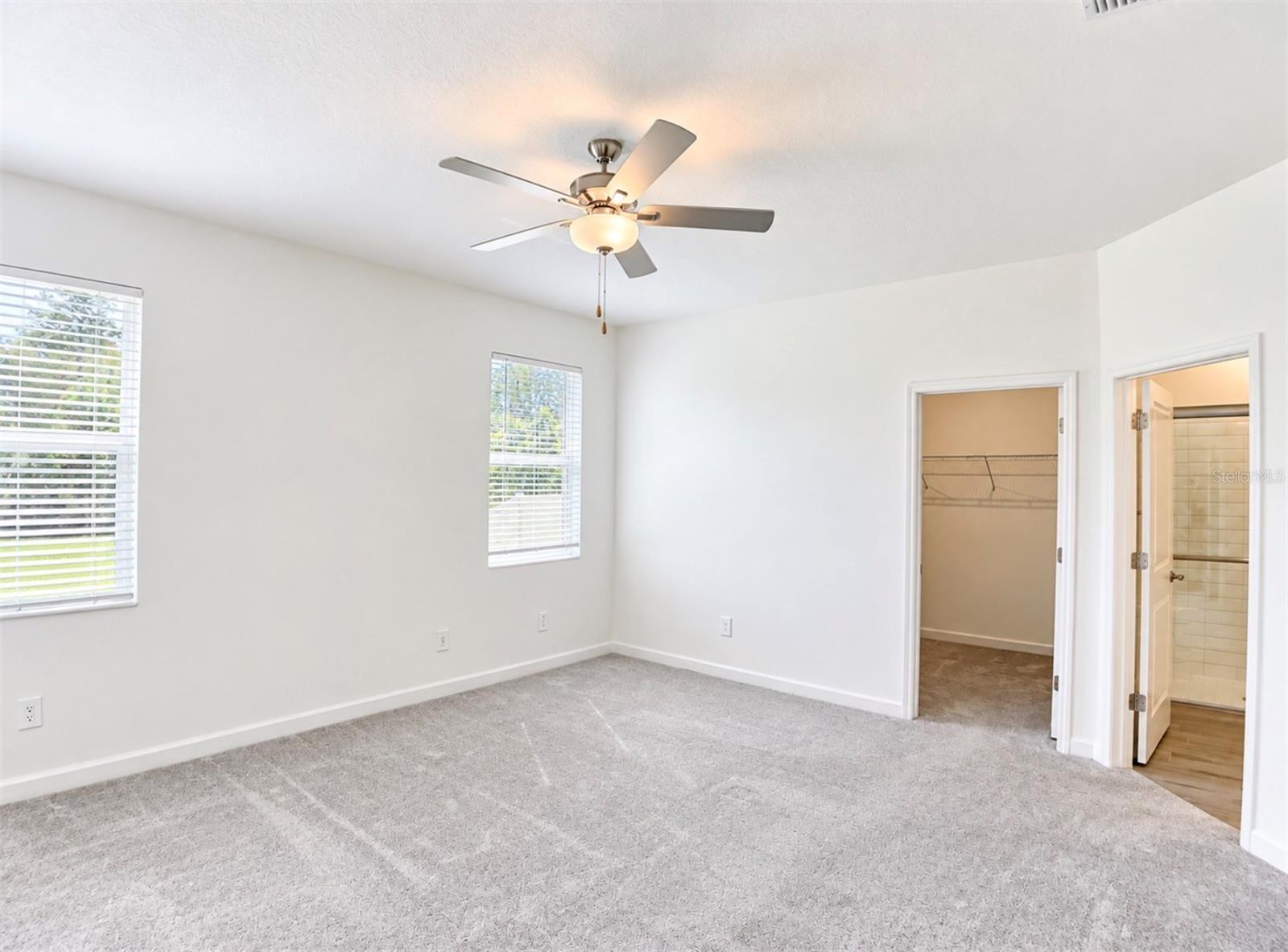 10060 BANYAN BREEZE BLVD