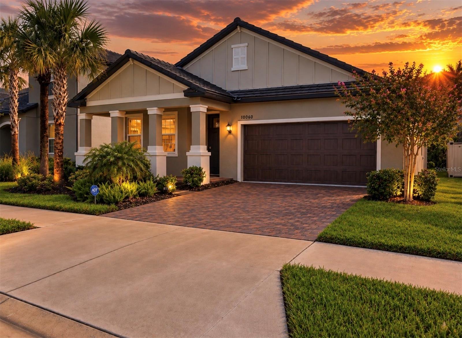 10060 BANYAN BREEZE BLVD