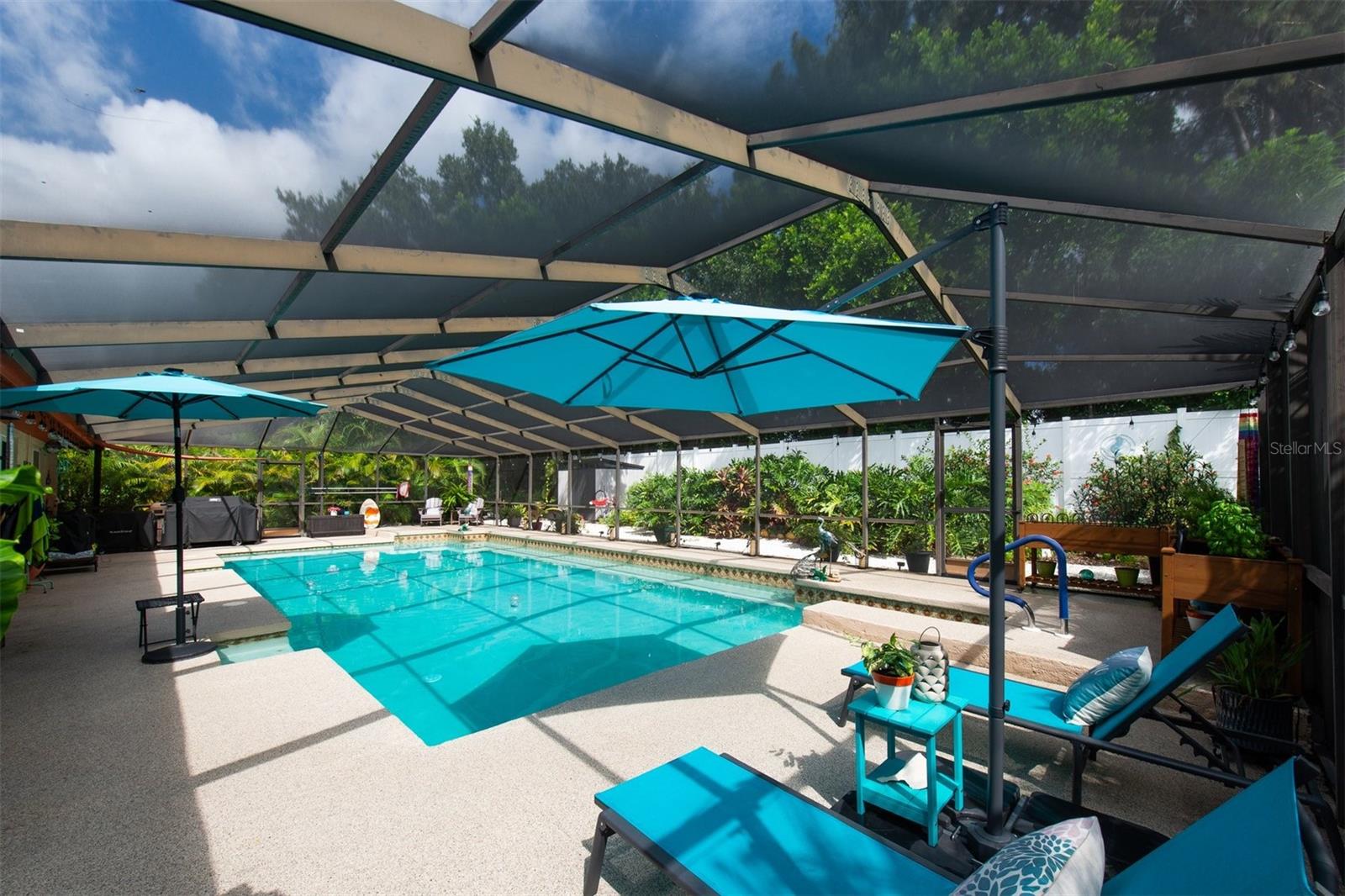 207 Amesbury Cir, Sun City Center