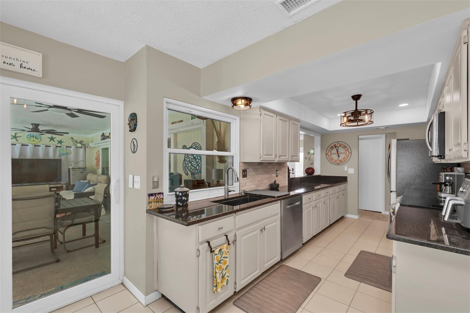 207 AMESBURY CIR