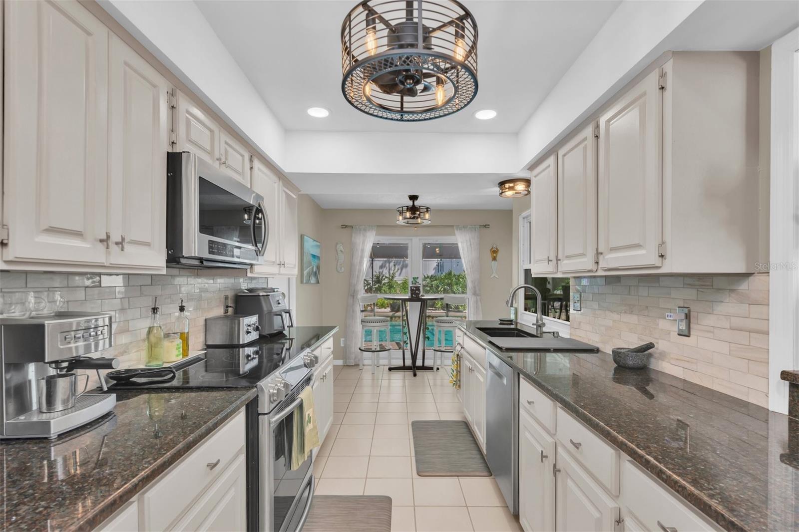 207 AMESBURY CIR