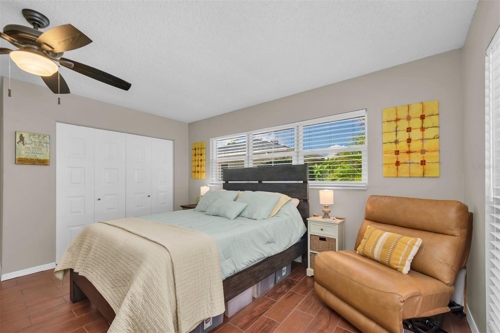 207 AMESBURY CIR