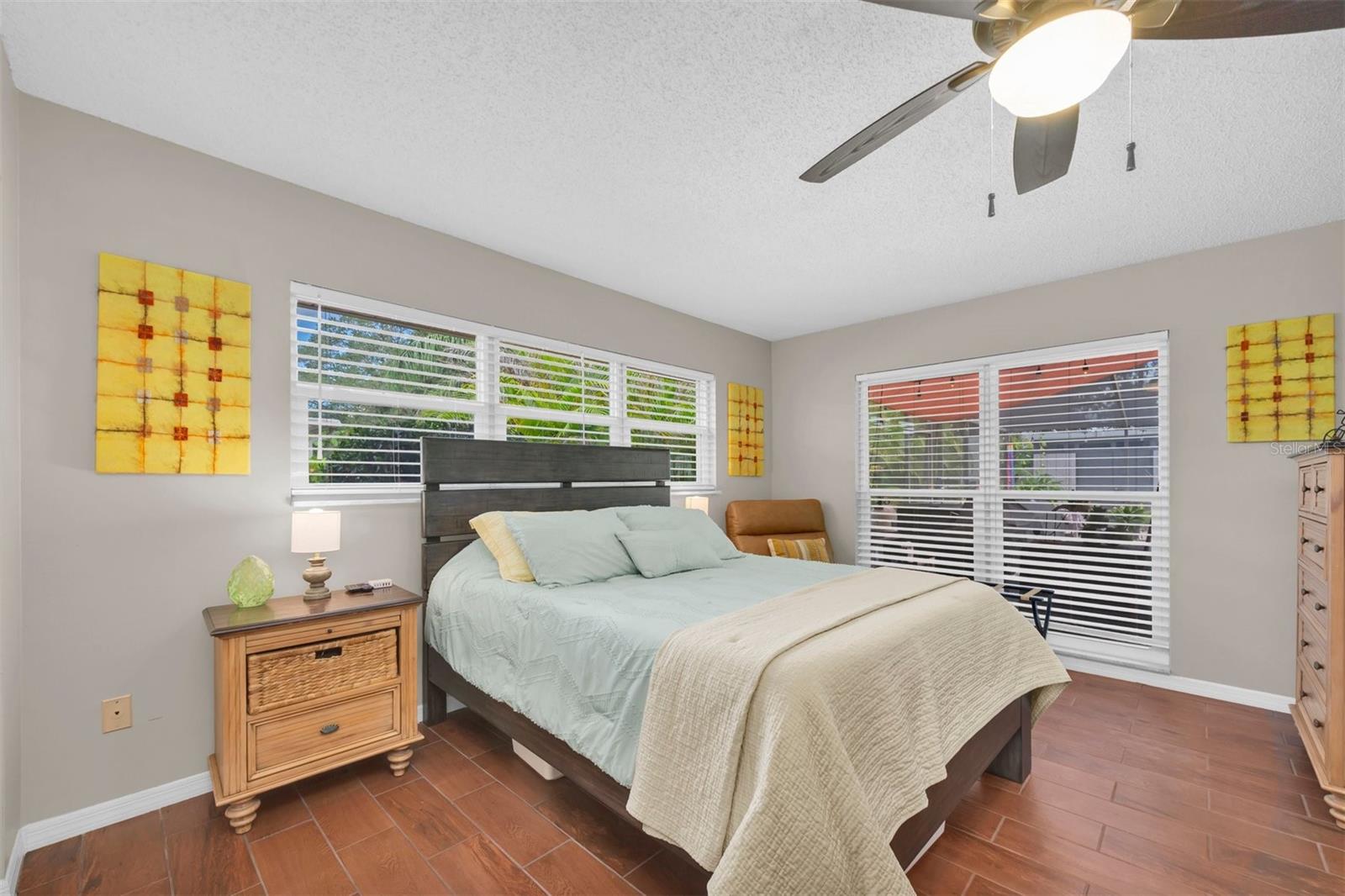 207 AMESBURY CIR