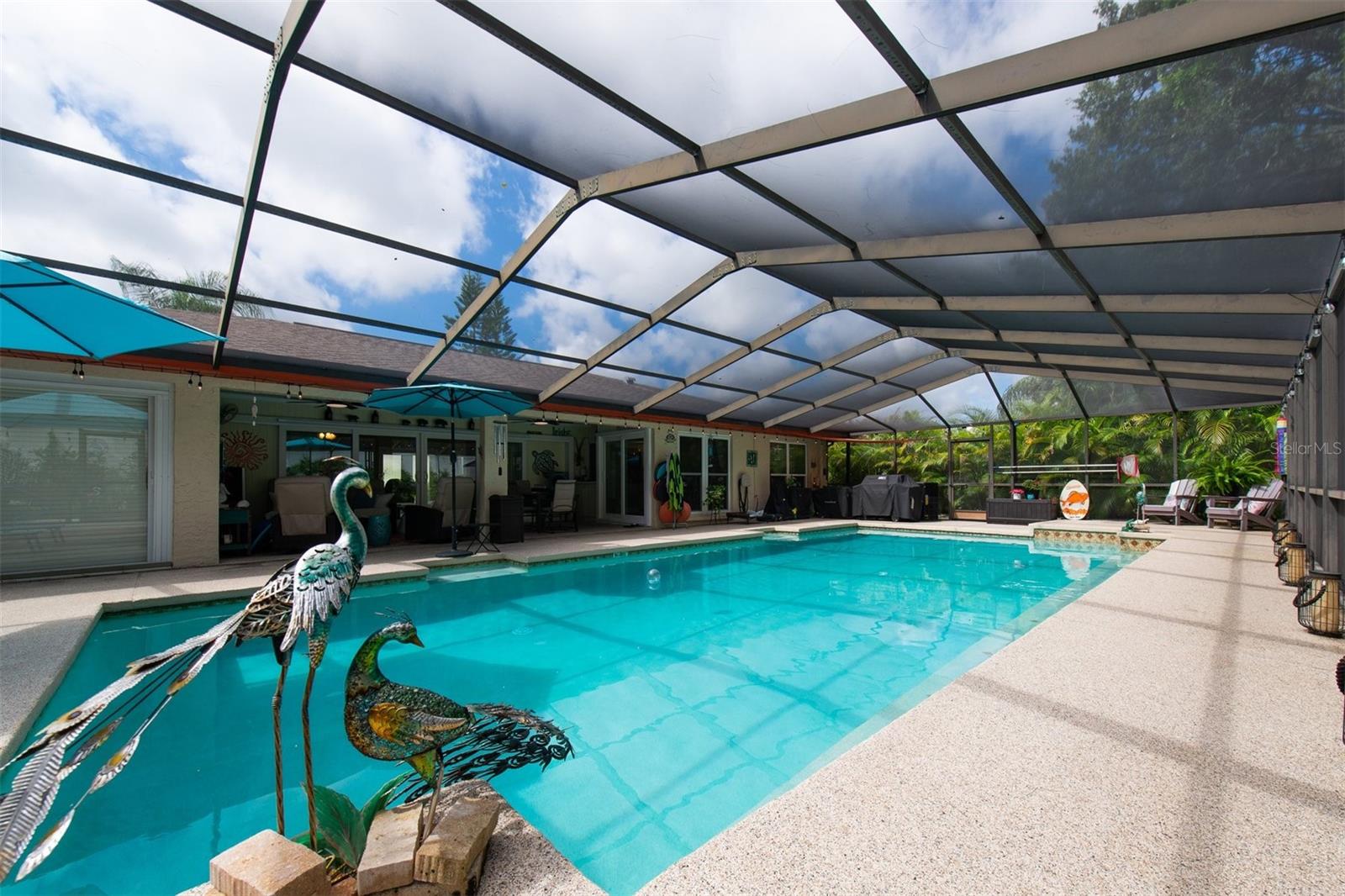 207 AMESBURY CIR