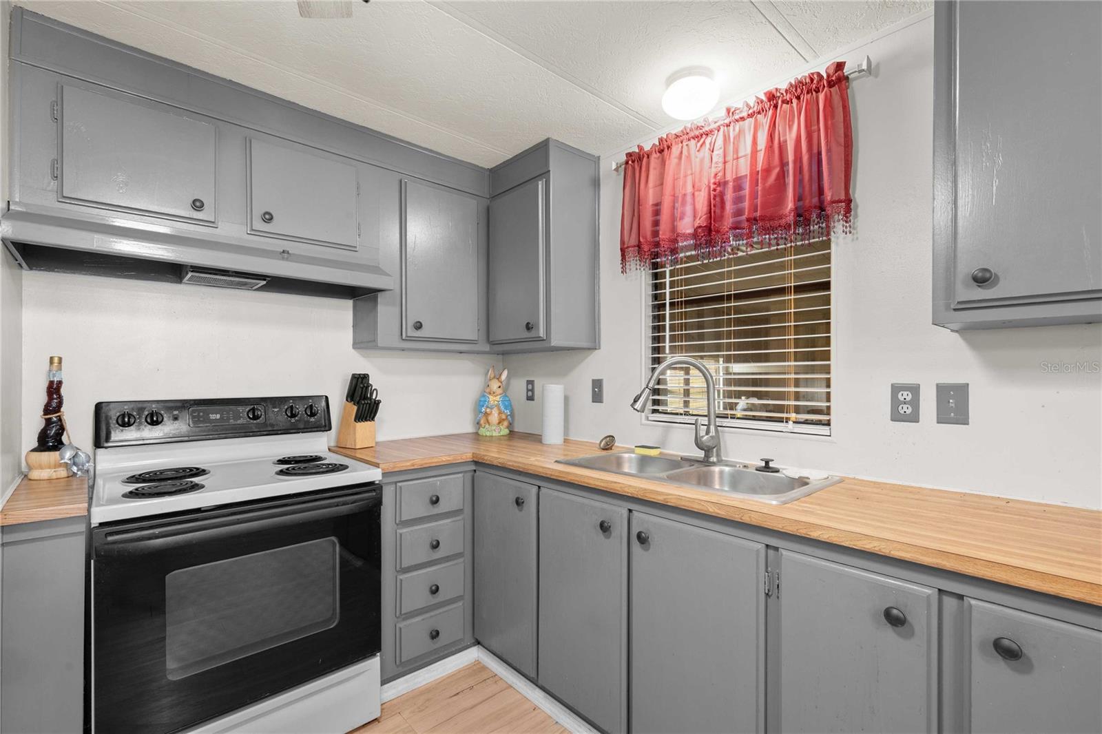 36346 LE SABRE WAY