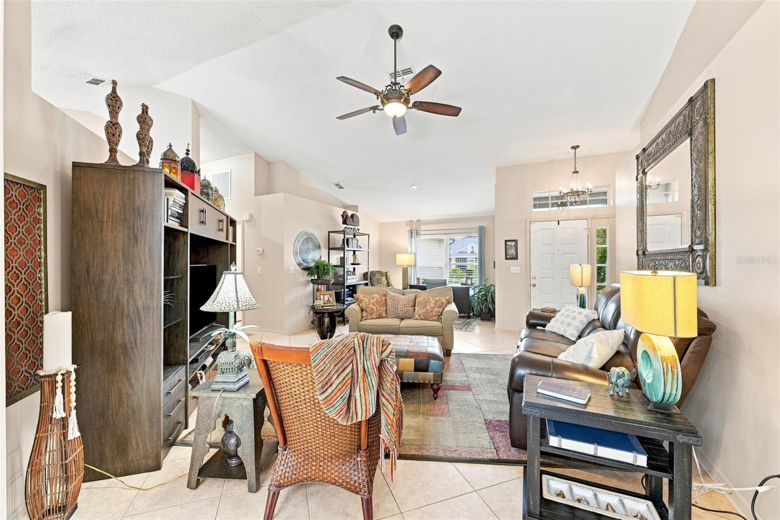 308 CALOOSA PALMS CT