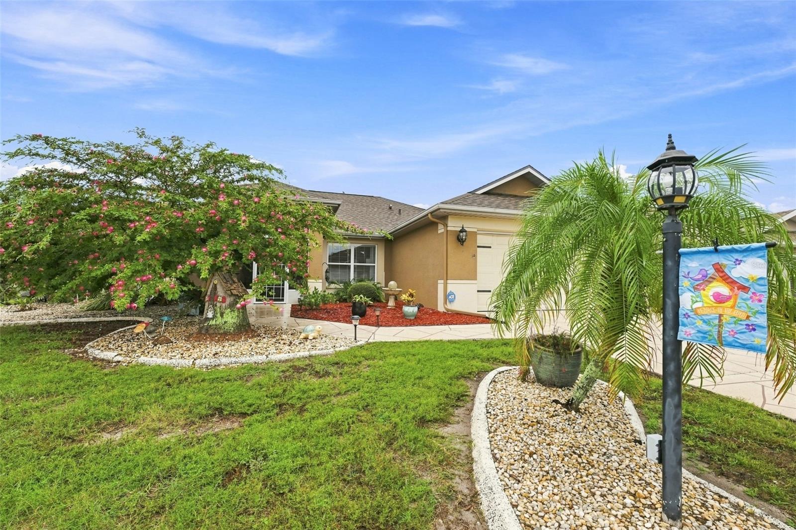 308 CALOOSA PALMS CT
