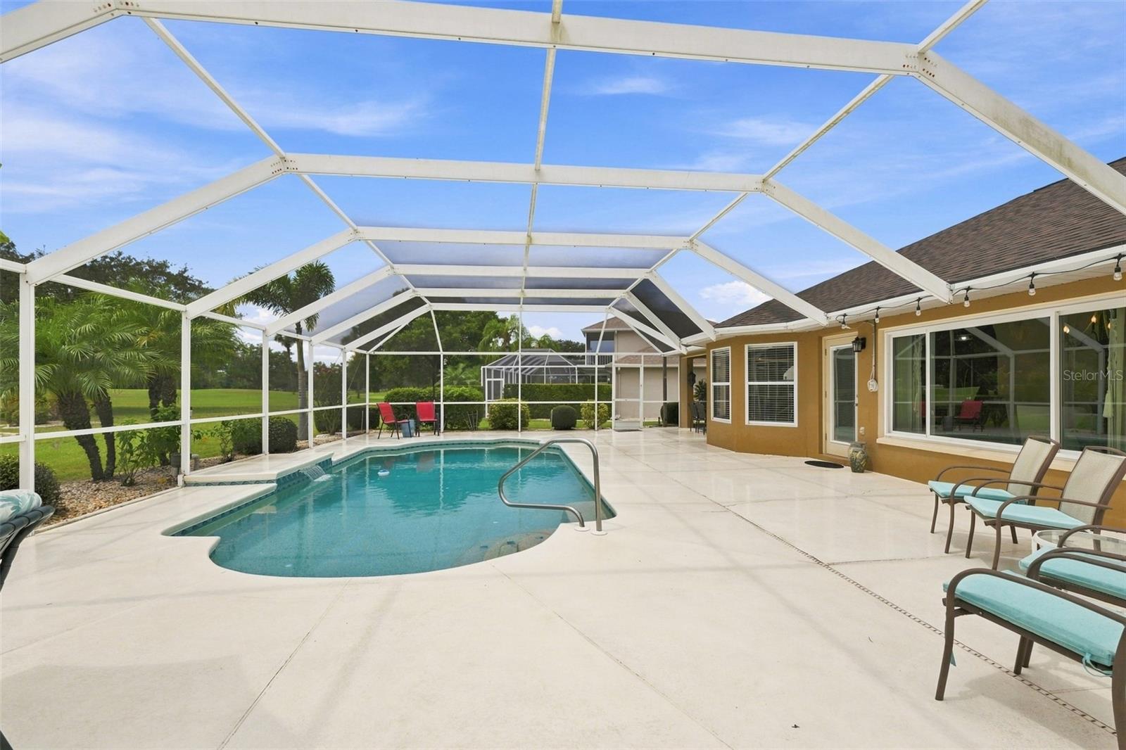 308 CALOOSA PALMS CT