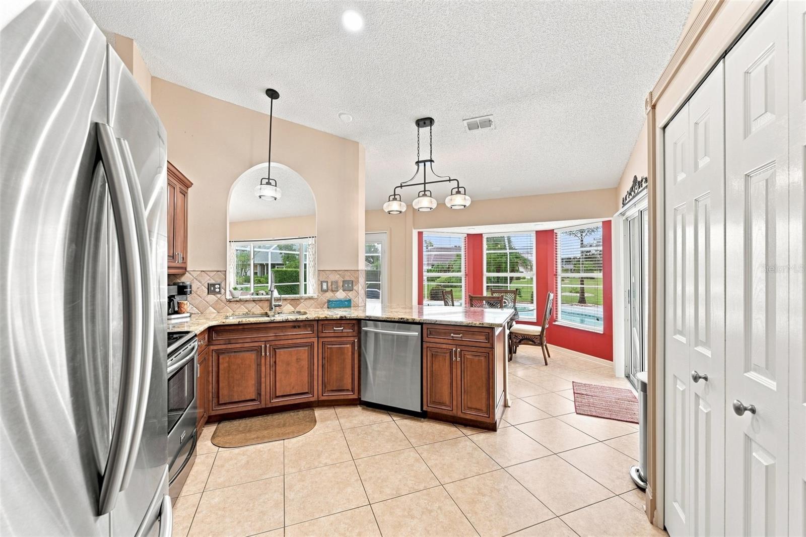308 CALOOSA PALMS CT