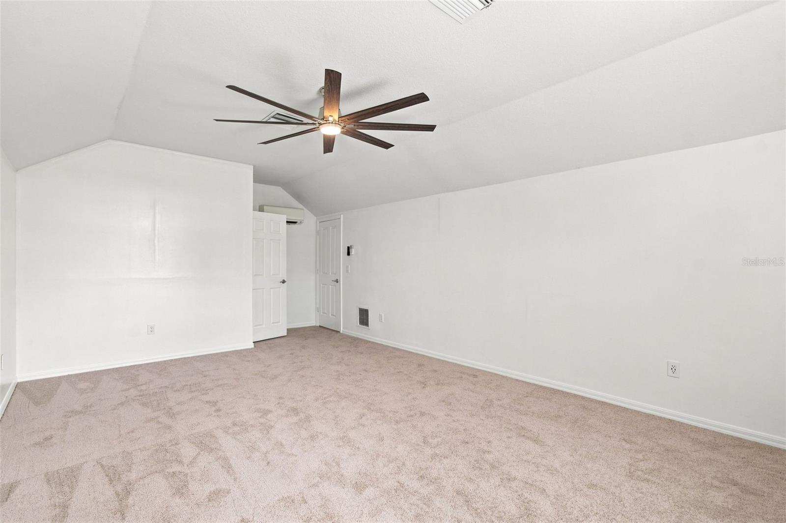 1512 CROOKED STICK DR