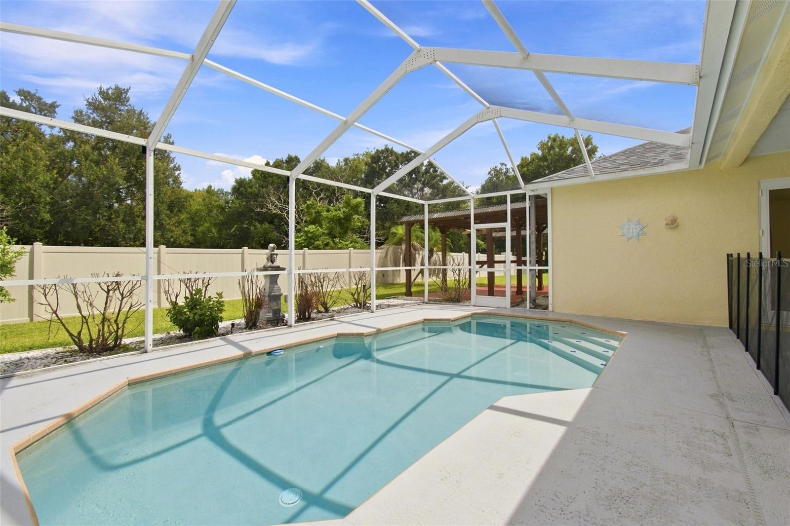 1512 CROOKED STICK DR