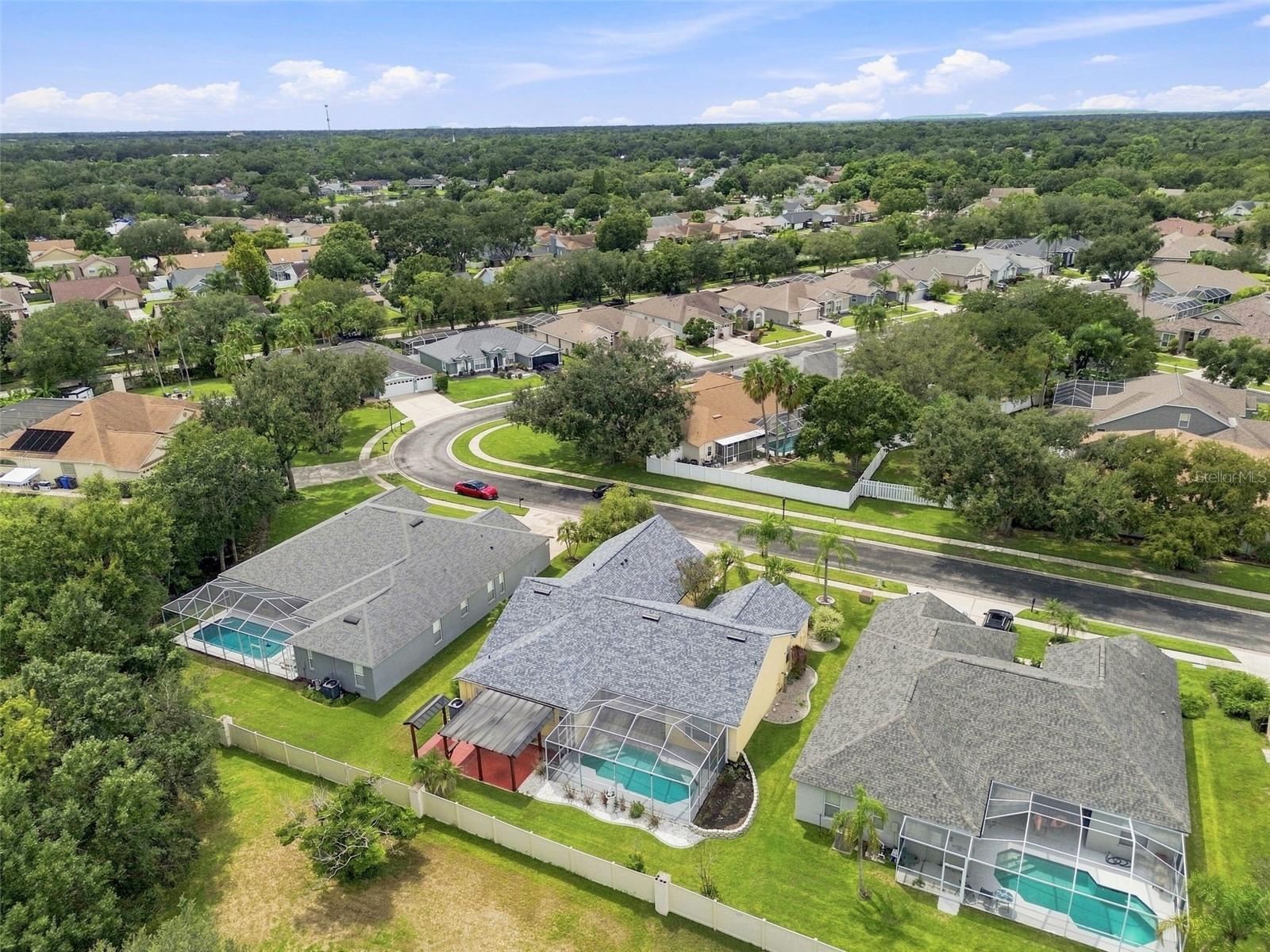 1512 CROOKED STICK DR