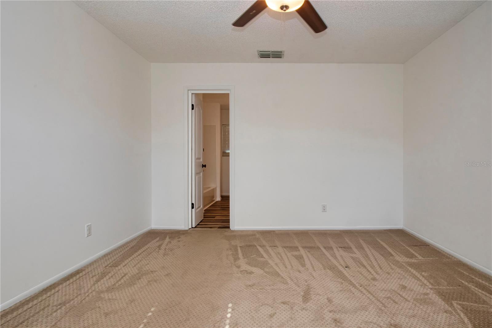 2501 LIGHTFOOT RD