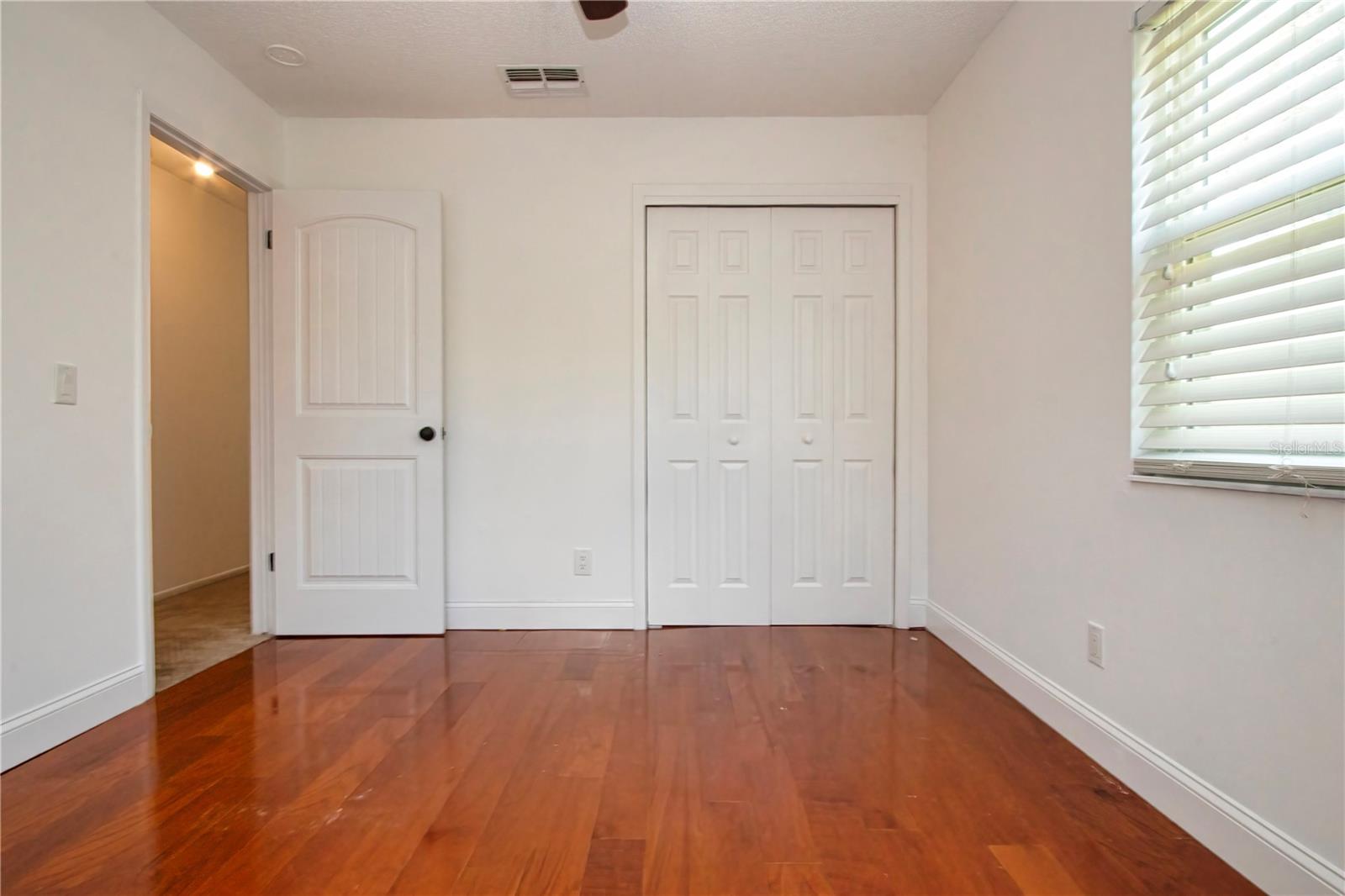 2501 LIGHTFOOT RD
